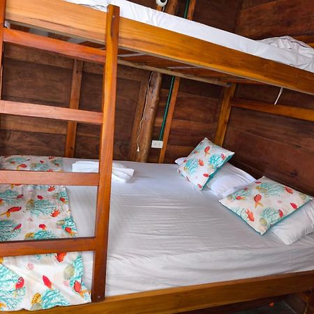 Hostal Velero Relax Guachaca Екстер'єр фото