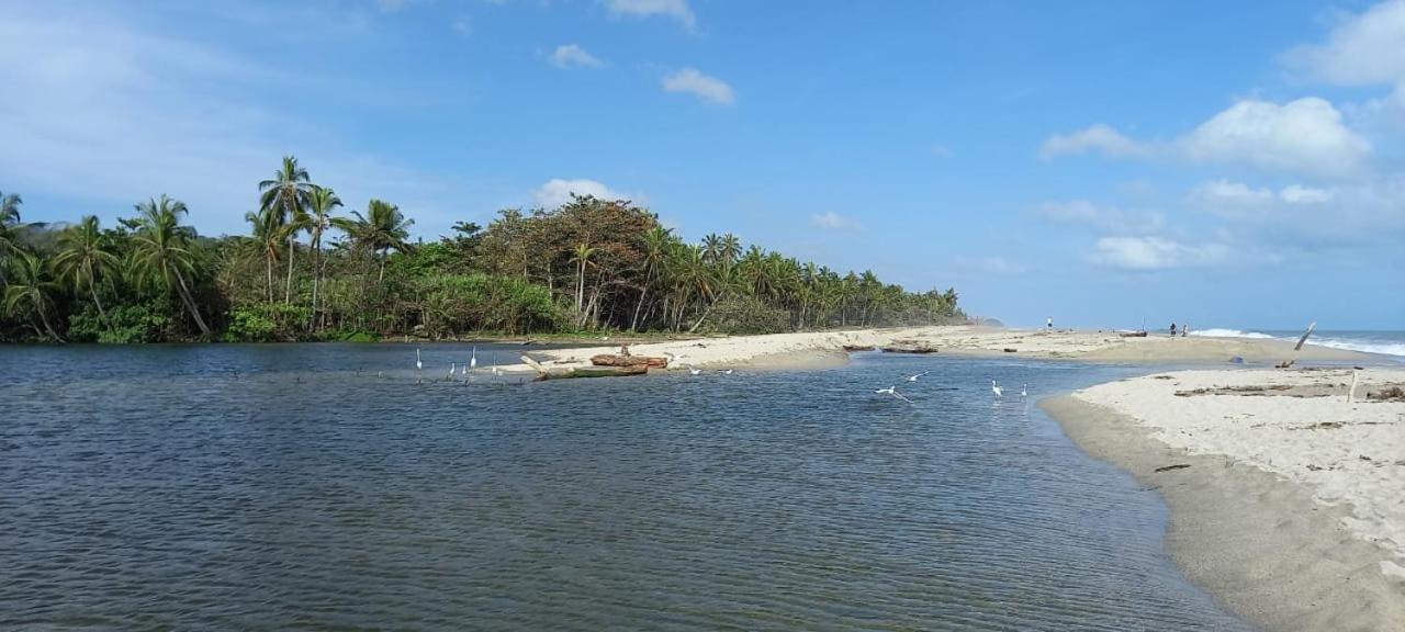 Hostal Velero Relax Guachaca Екстер'єр фото