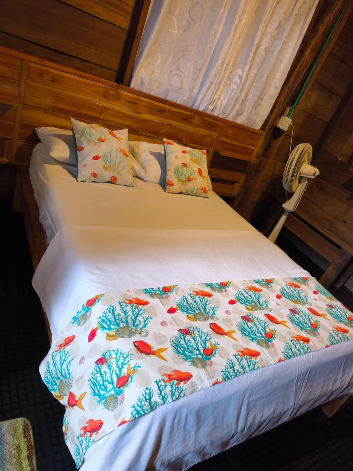 Hostal Velero Relax Guachaca Екстер'єр фото